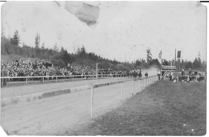 Horse Race Beban Estate 1935